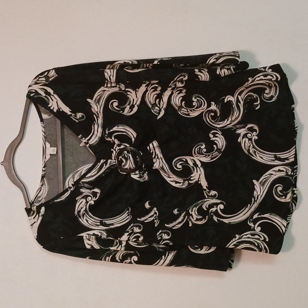 EST.  1946 Women's Blouse Size Large